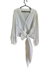 Blusa blanca con lazo